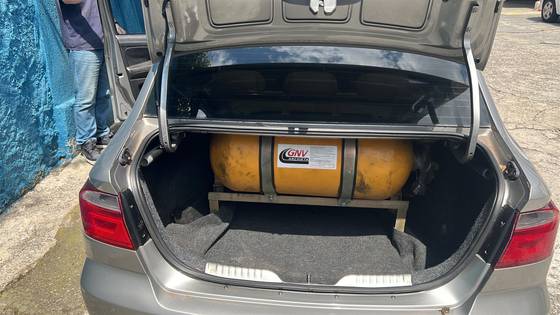 VOLKSWAGEN VOYAGE 1.0 12V MPI TOTALFLEX COMFORTLINE 4P MANUAL